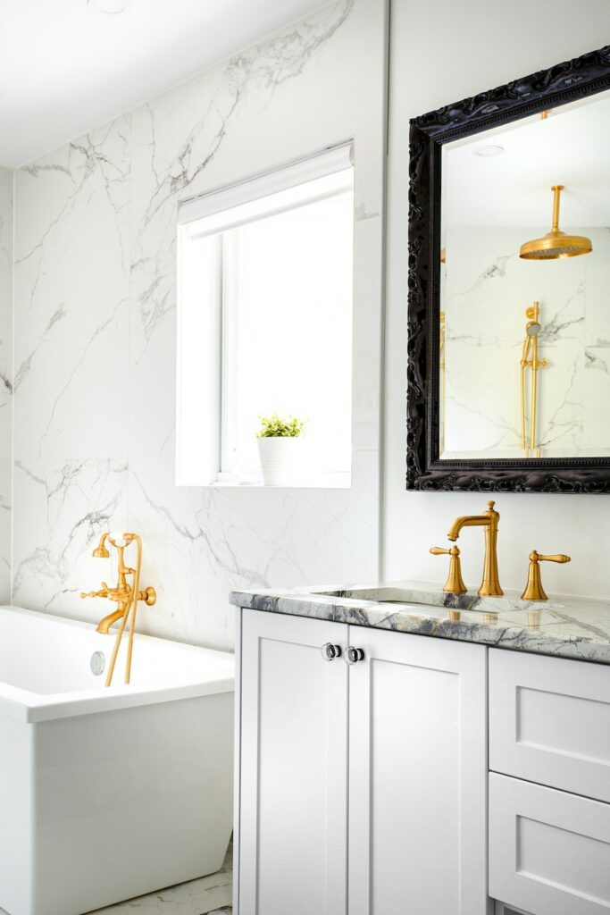 marble bathroom worktop