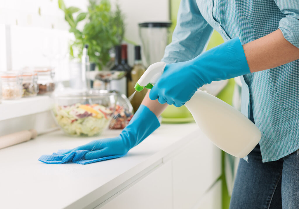 cleaning white kitchen worktop