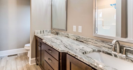 How Quartz Can Enhance Your Hotel Bathroom Worktops